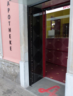 © Apotheke zum Guten Hirten